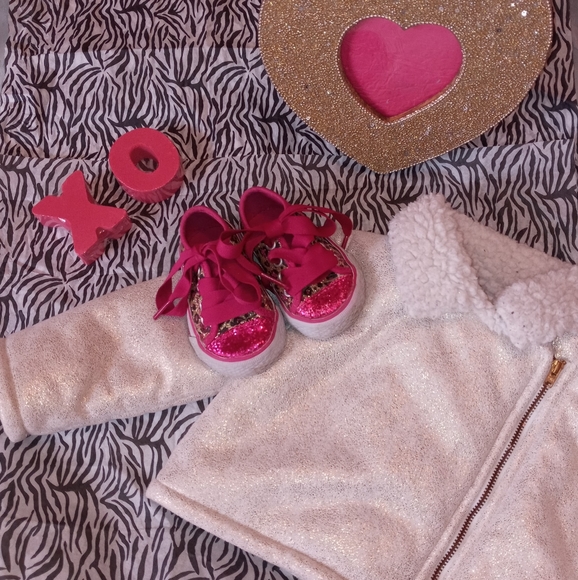 DONATED - Picture 2 of 8